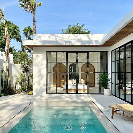 Melrose X The Young Villas Uluwatu Extérieur photo